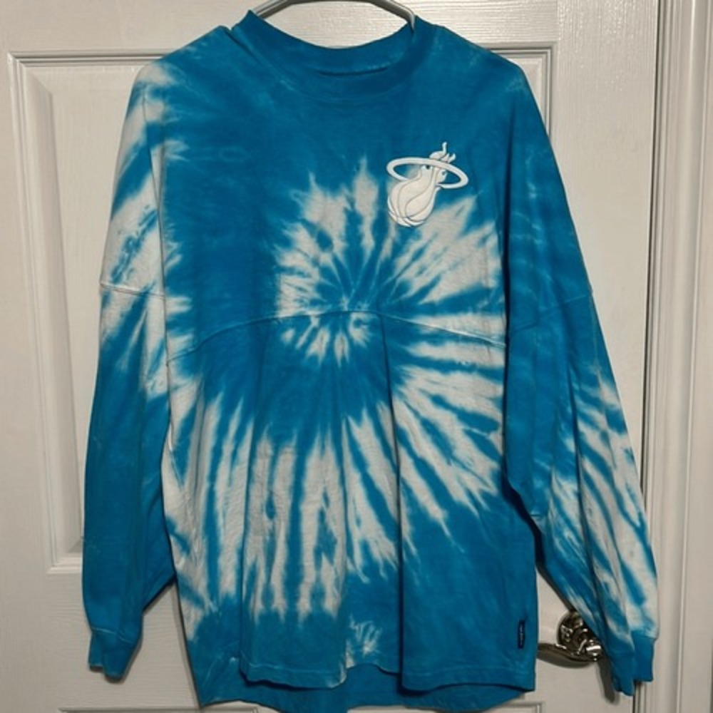 🔥🔥 MIAMI HEAT NBA Long Sleeve Aqua Tie-Dye Puff Print Quality Tee - PERFECT